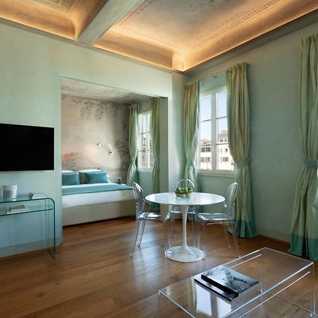 Unyca - Santa Croce Stunning View Apartment ฟลอเรนซ์ ภายนอก รูปภาพ